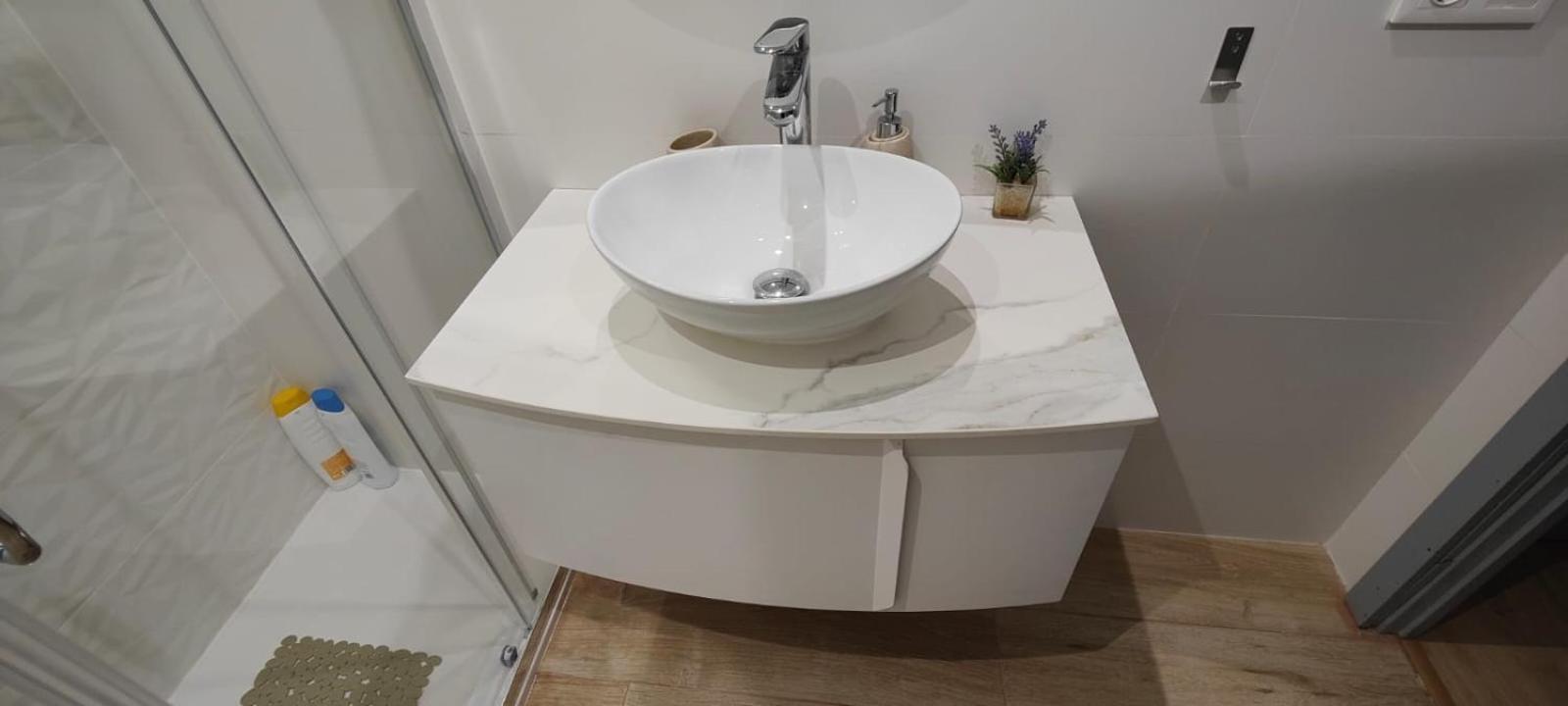 Habitahost Colon Apartment Куенка Екстериор снимка